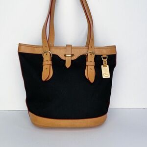 Dooney & Bourke Cabriolet Black Canvas Leather Trim Bucket Shoulder Bag USA